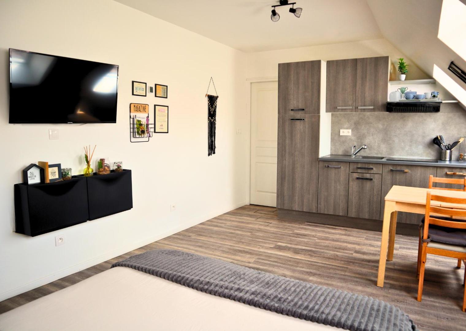 Studio En Plein Centre De Saint-Omer - A 5 Min De La Gare, Parking Gratuit 생토메르 외부 사진